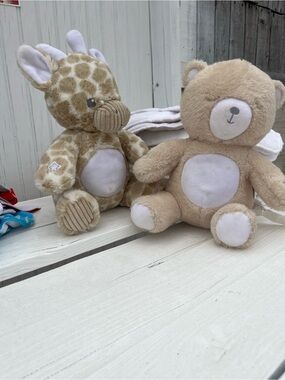 Plush Giraffe and Bear Stuffed Animal Set - Cream/Tan